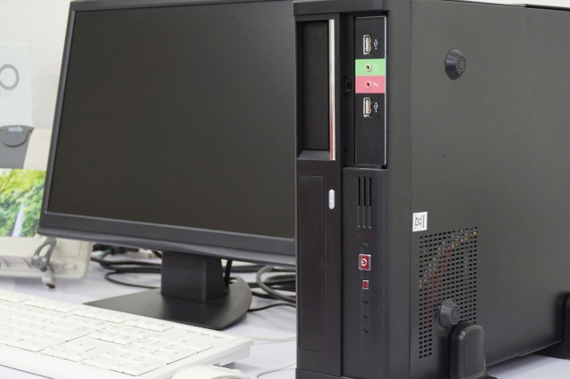 教職員向けパソコン
